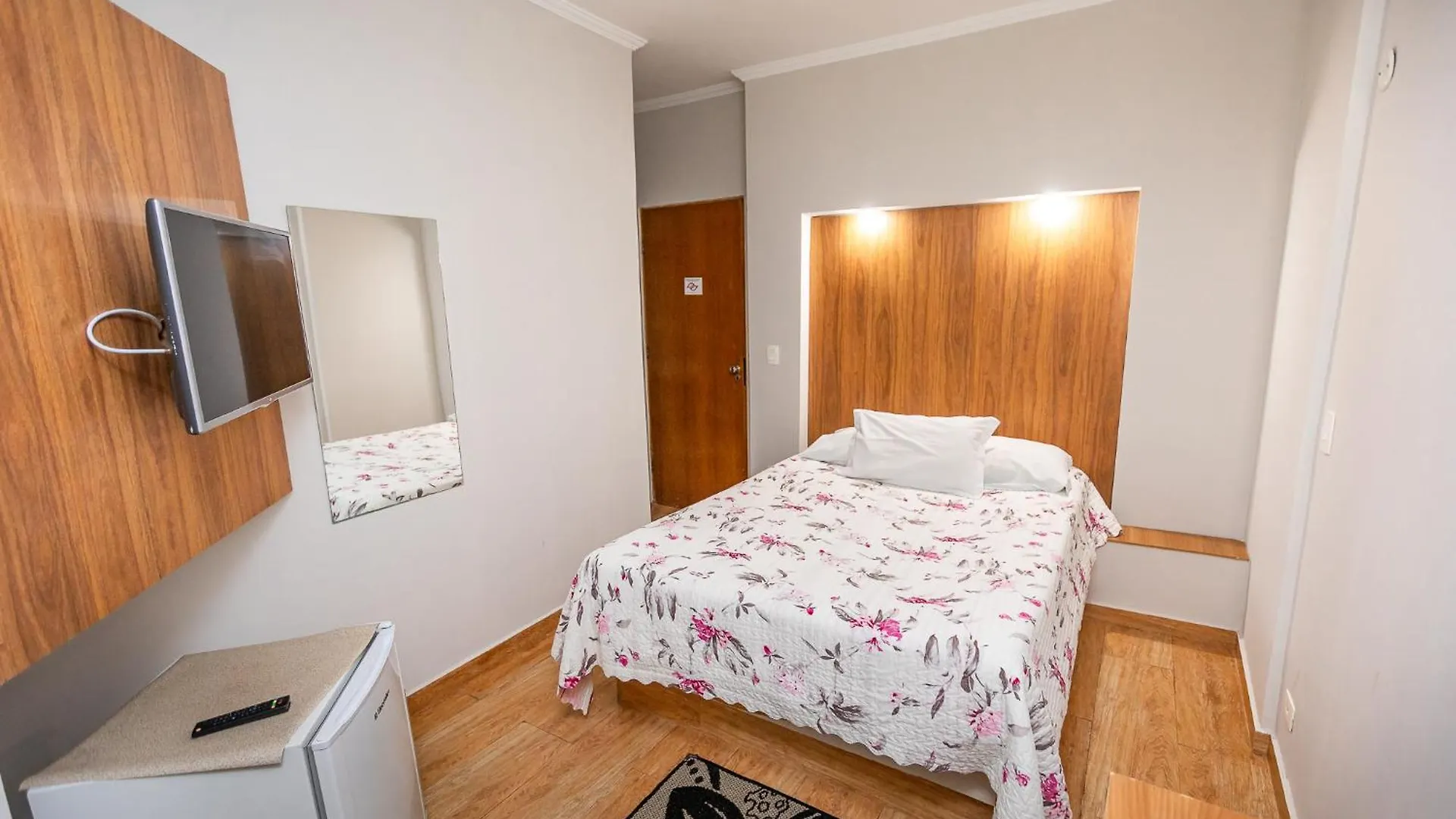 Chales Com Hidro E Lareira E Suites Villa Hegus Campos do Jordão